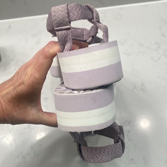 TEVA Women’s Lilac FLATfORM UNIVERSAL SANDAL size 11 - Picture 11 of 14